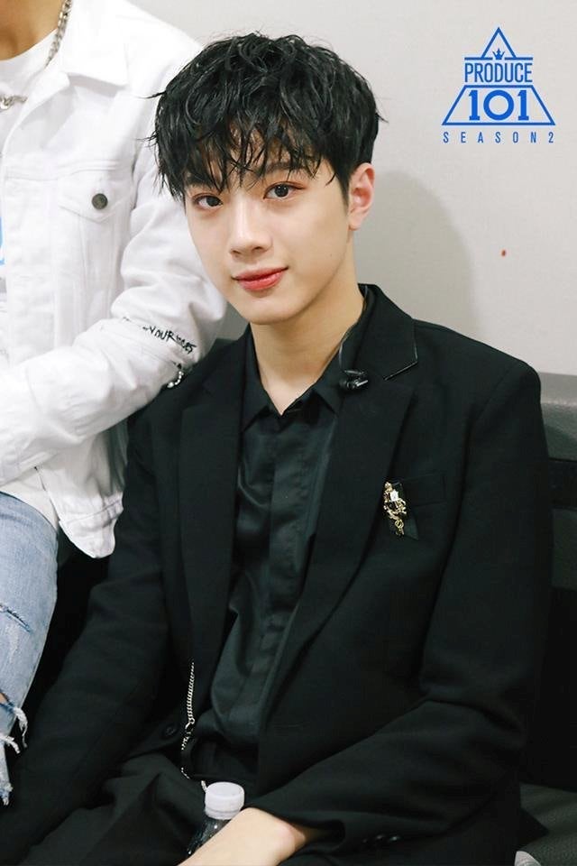 "워너원 막내가 영화 감독이 됐다고?" 라이관린 근황, 국적, 진우, 그리고 '워너원고 백투베이....
