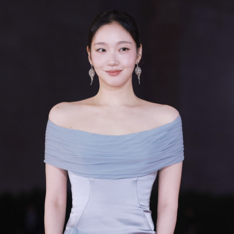 김고은 고윤정 박보영 윤아 김민하 청룡어워즈 여배우들 드레스 5벌 다 털어보니...