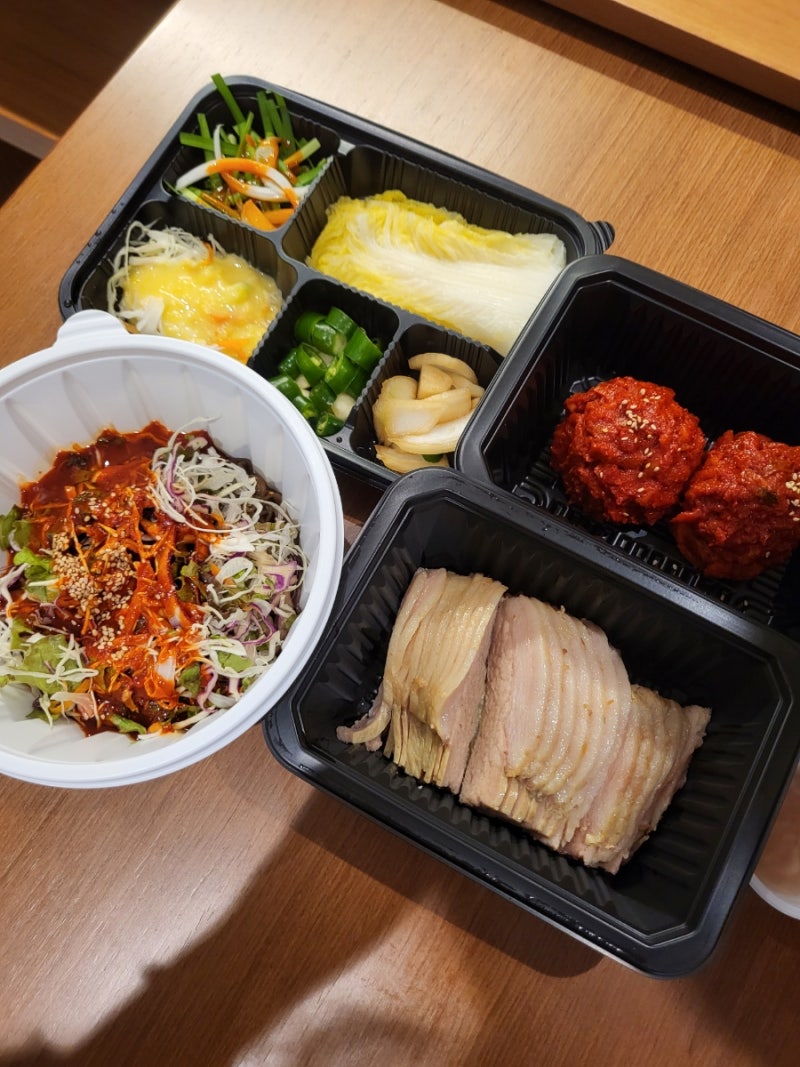 [포항 문덕 보쌈 맛집] 박만배아리랑보쌈 포항 오천점 반반보쌈 포장 후기! 포항 가브리살 수....