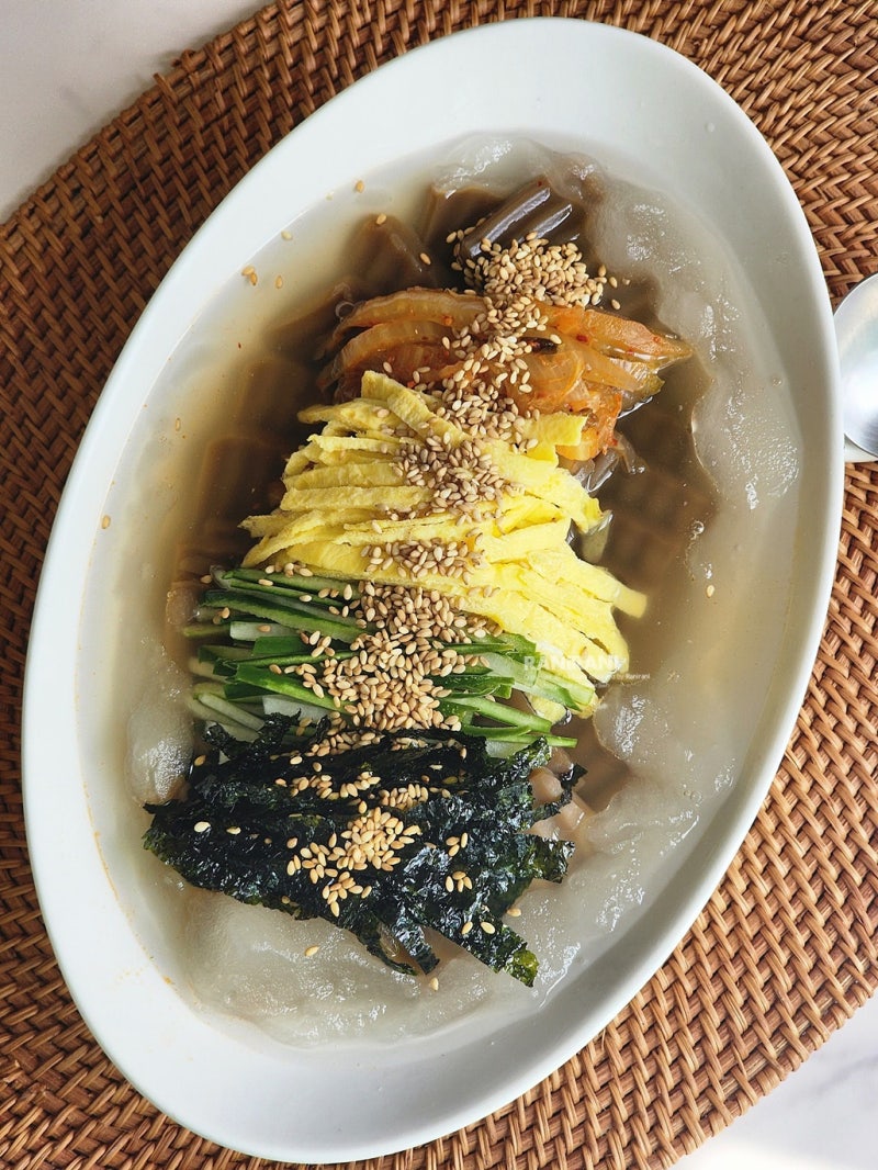 도토리 묵사발 만들기 냉면육수 활용 칼로리 낮은 도토리묵 다이어트 요리