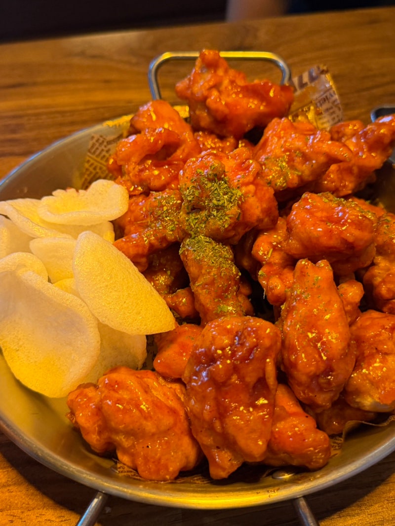 경산 정평동 술집 치맥이 생각날때 찐이야 숯불두마리치킨 사월점