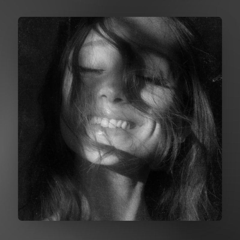 Ariana Grande 아리아나 그란데 - petal 리뷰