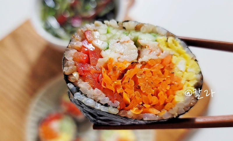 무더운 여름 홈소풍 메뉴 추천, 당근라페 김밥 만드는법 다이어트 크래미 마요 집김밥