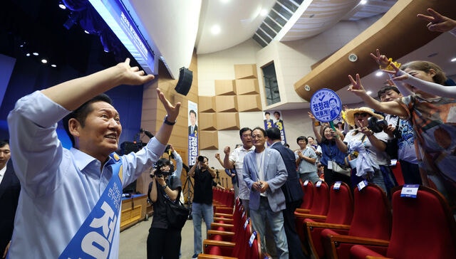 <b>정청래 부울경</b> 경선 <b>1위</b>…충청 패배 하루 만에 김민석 제쳤다