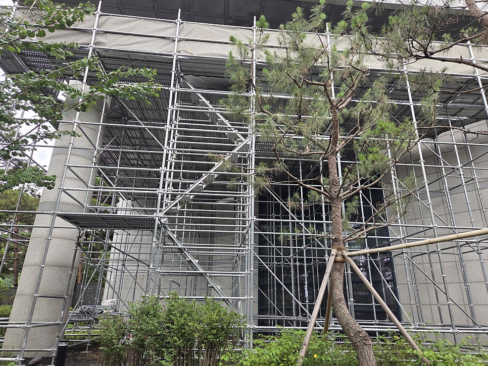 시스템 수평비계 서울 양재동 내부 천장 보수공사 현장