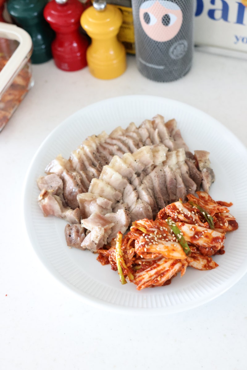 수육 삶는법 무수분수육 만드는방법 전자레인지 수육 레시피 f.여름 알배기배추겉절이 양념