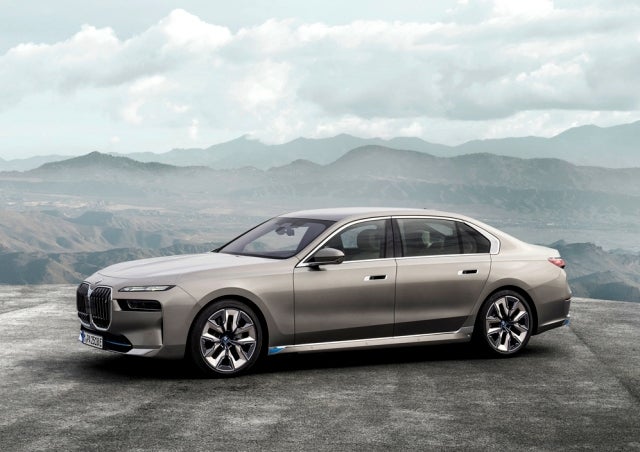 "플러그인 하이브리드 시스템 489마력!" BMW 7시리즈 풀체인지 페이스리프트 신형 가격표 하이....