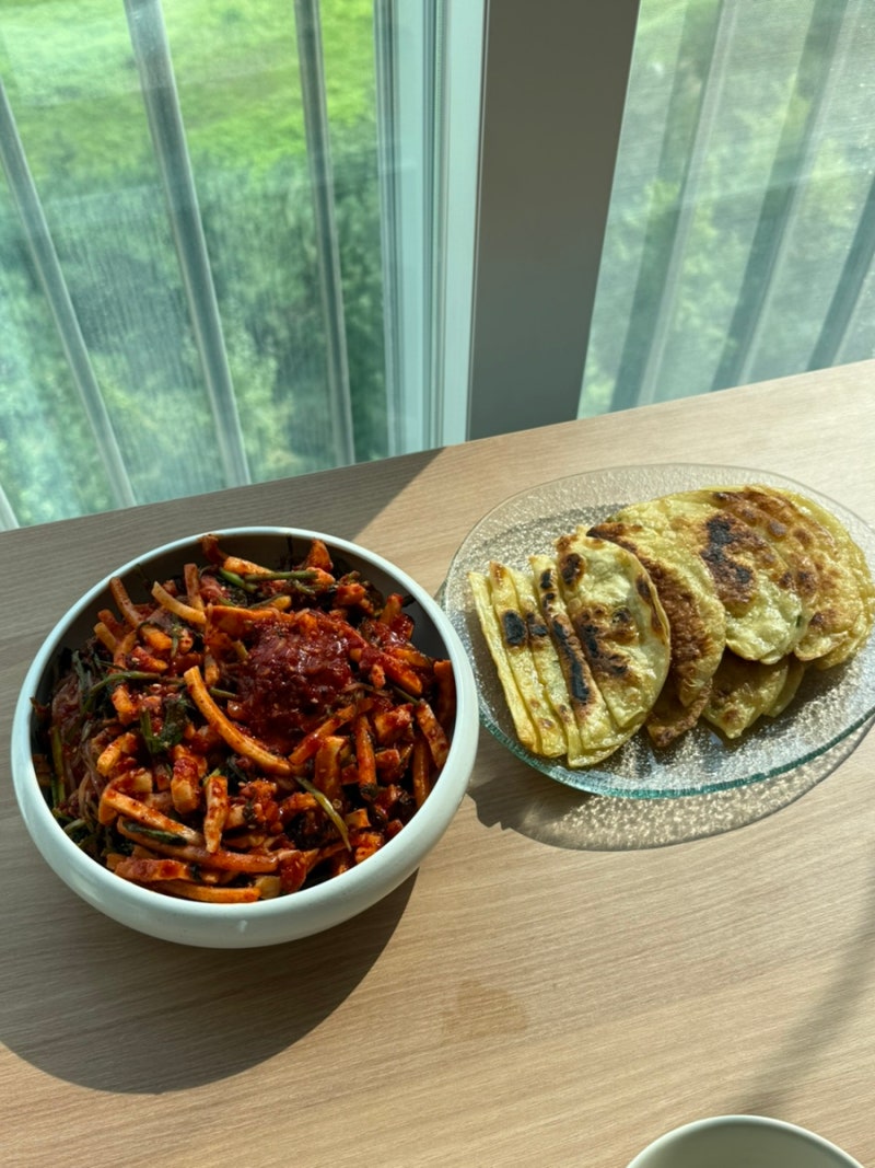 대구 푸른회식당 택배 후기 | 오징어 꼬막무침 회, 납작만두 맛집 | 대구 택배 맛집