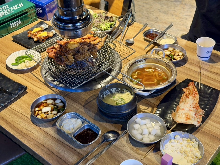 숯불위에그린닭 장기본점 사진 1