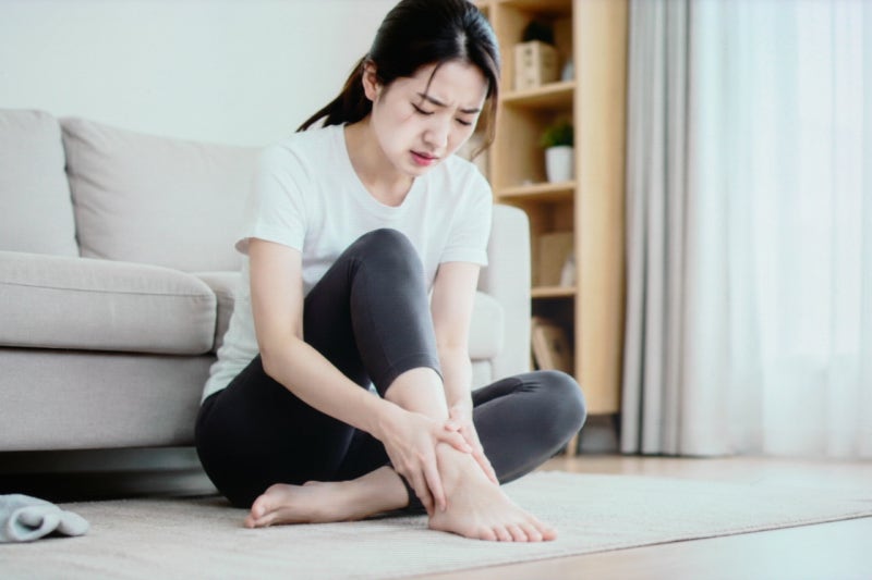 복숭아뼈 통증 부음, 골절일까? 꼭 확인해야 할 증상