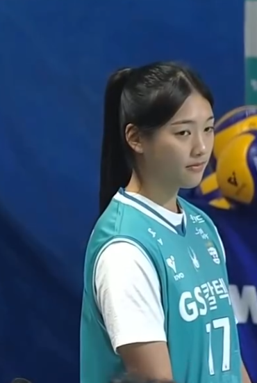 “45년 기다림을 끝냈다” 리틀 김연경 <b>손서연</b>, <b>U-17</b> 세계선수권서 4....