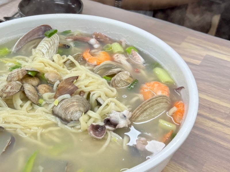 태안 연포해수욕장 땜횟집 해물칼국수 후기
