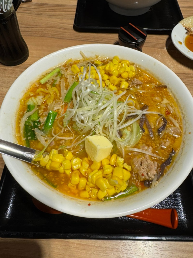 삿포로 신치토세공항 국내선 라멘 맛집 콘버터라멘 게야키