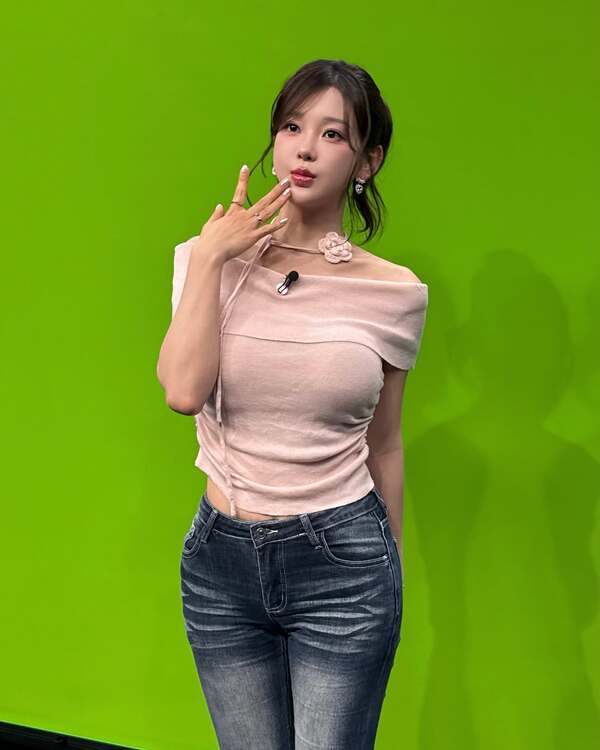 <b>김윤희</b> 아나운서 <b>스토킹</b> 피해 무단 접근에 법적 대응 경고