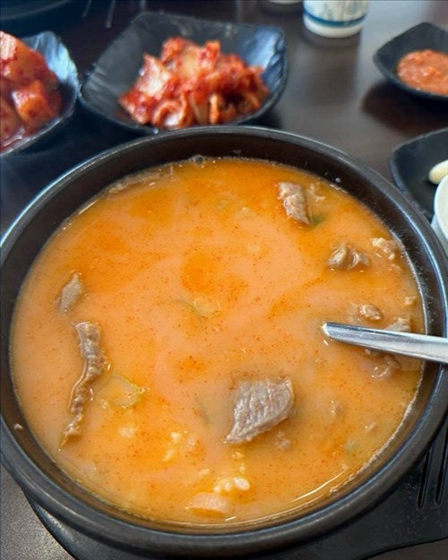 큰바우국밥 경북대점 사진 4