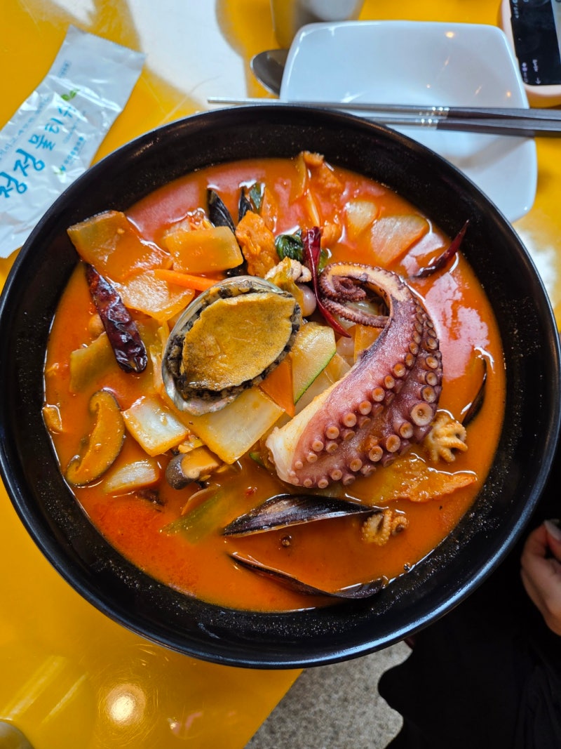 제주 서귀포 짬뽕 맛집 이루후제 해물돌문어짬뽕 후기