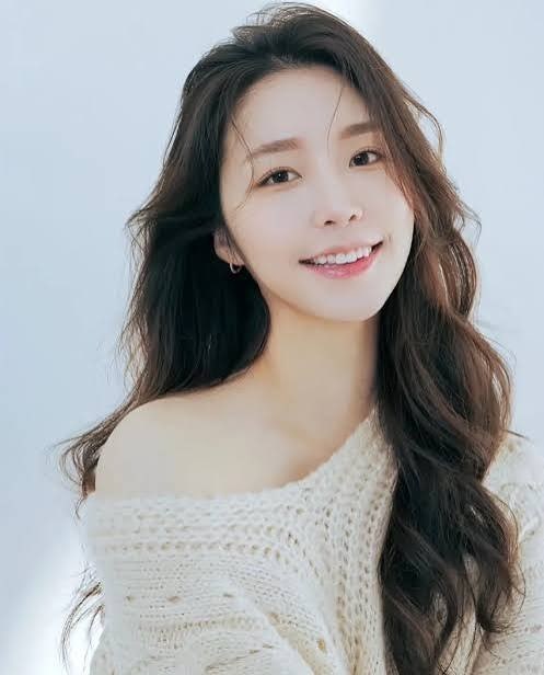 "결별설의 진실은?" 환승연애2 성해은 프로필 나이 키 대한항공 승무원 정현규 30만 유튜버 해....