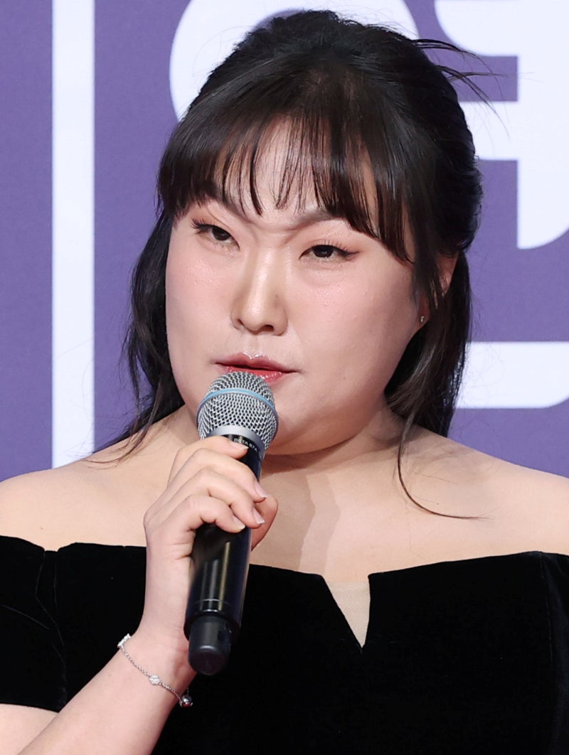 '재선거 요구 시위 풍자' 개그우먼 이수지 논란 내용과 앞으로의 활동 전망