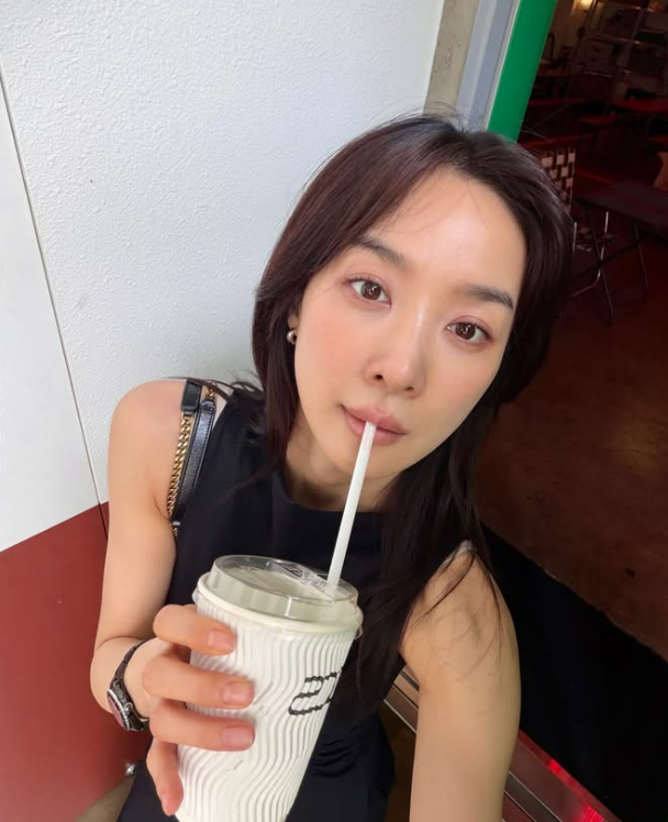 이청아 동안 비결.. "40대인데 20대로 보여" 절대 안 빼먹고 매일 한다는 관리법 공개