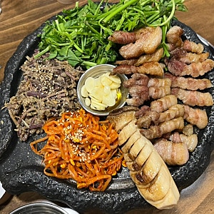 용인 수지구청 삼겹살 맛집 고깃집 데이트 '산장삼겹 수지구청점'
