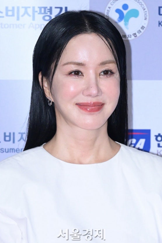 엄정화프로필 나이 가족 결혼 몸매 엄태웅 정보 총정리
