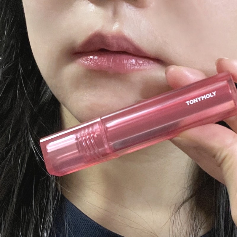 Tonymoly Perfect Lips Shocking Lip S03 Apple Shocking - An Honest Review of IVE Liz's Smudge-Proof Clear Red Tint