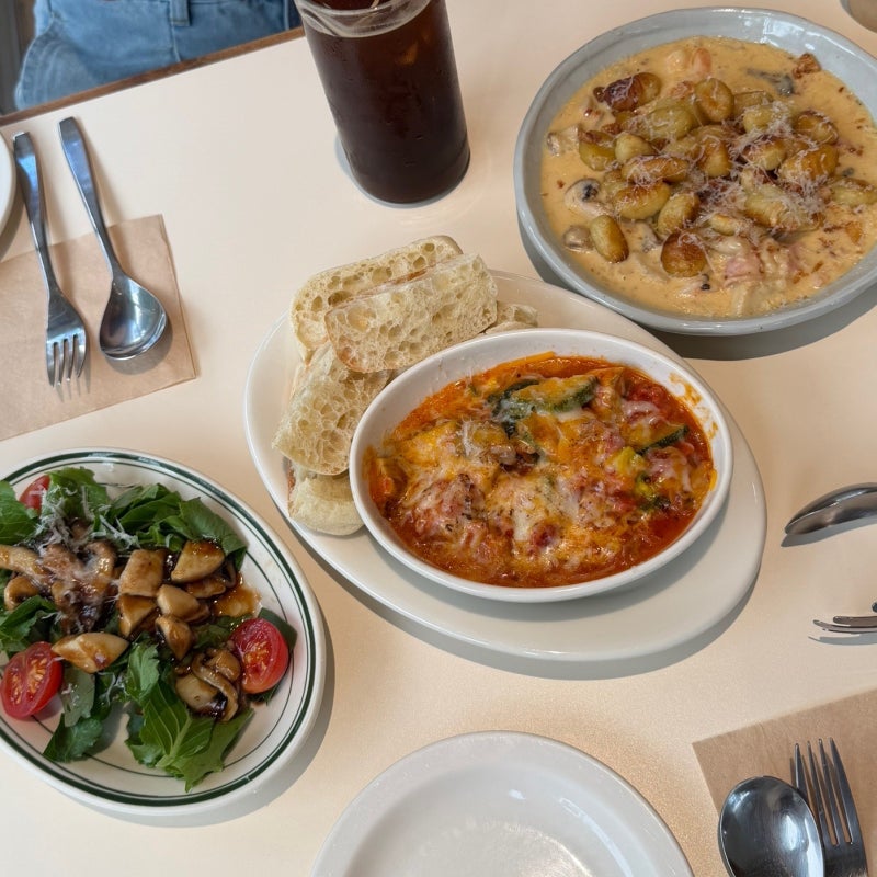 [수원] 라루치아 브런치 카페 : 신동 카페거리 맛, 분위기 다 잡은 곳 (추천 메뉴/내돈내산)
