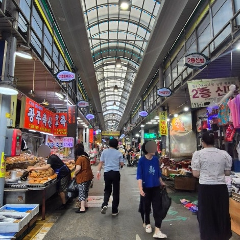 한끄니감자탕뼈해장국 본점 사진 3