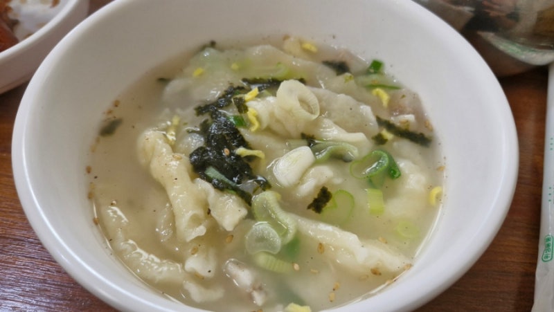 [대천해수욕장 맛집] 현지인이 알려준 깊은 국물의 맛, 아침 해장으로 좋은 김가네 사골수제....