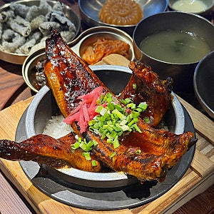 한남동 맛집 타닥타닥 솥밥 더룸 :: 용산 이태원 데이트 장어솥밥 추천