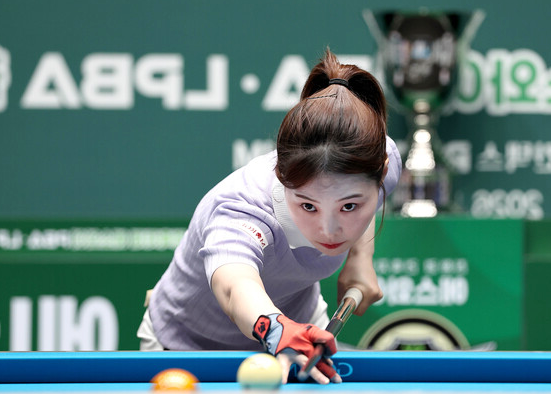 <b>당구</b> <b>강유진</b> 8년 견뎌낸 중고 신인 vs 1년 만의 천재, LPBA... 
