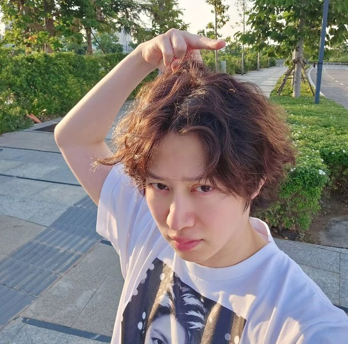 김희철, 아형 하차 진짜 이유 드디어 말했다…"호동이 형 마인드 배웠더니 내가 짐이 됐다"