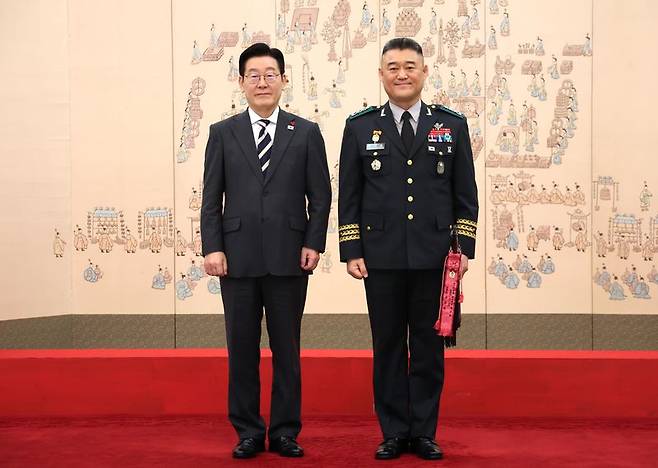 빈총 경계에 미국 무인기 요격 직전...한기성 <b>1군단장 직무배제</b>... 