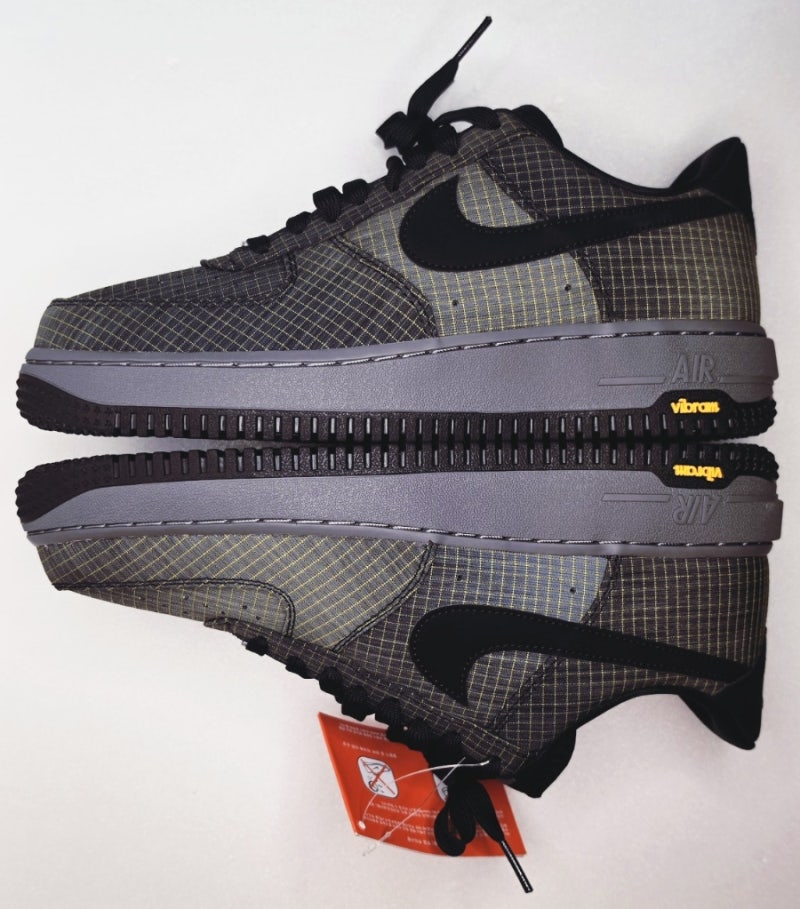클래식과 기능성의 조화, 나이키 에어 포스 1 07 LX Vibram(비브람) 펜슬포인트 블랙(IH1943-001) 리....