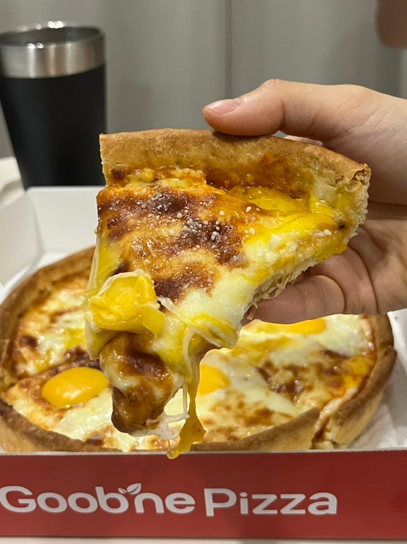 [굽네치킨 피자 메뉴] 치킨집인데 피자 맛집? 굽네 시카고 딥디쉬 피자 오리지널 후기