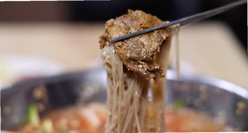 동네한바퀴 성수동 뚝도시장 숯불고기 서울맛집 35년 모녀 손맛이 특별한 이유