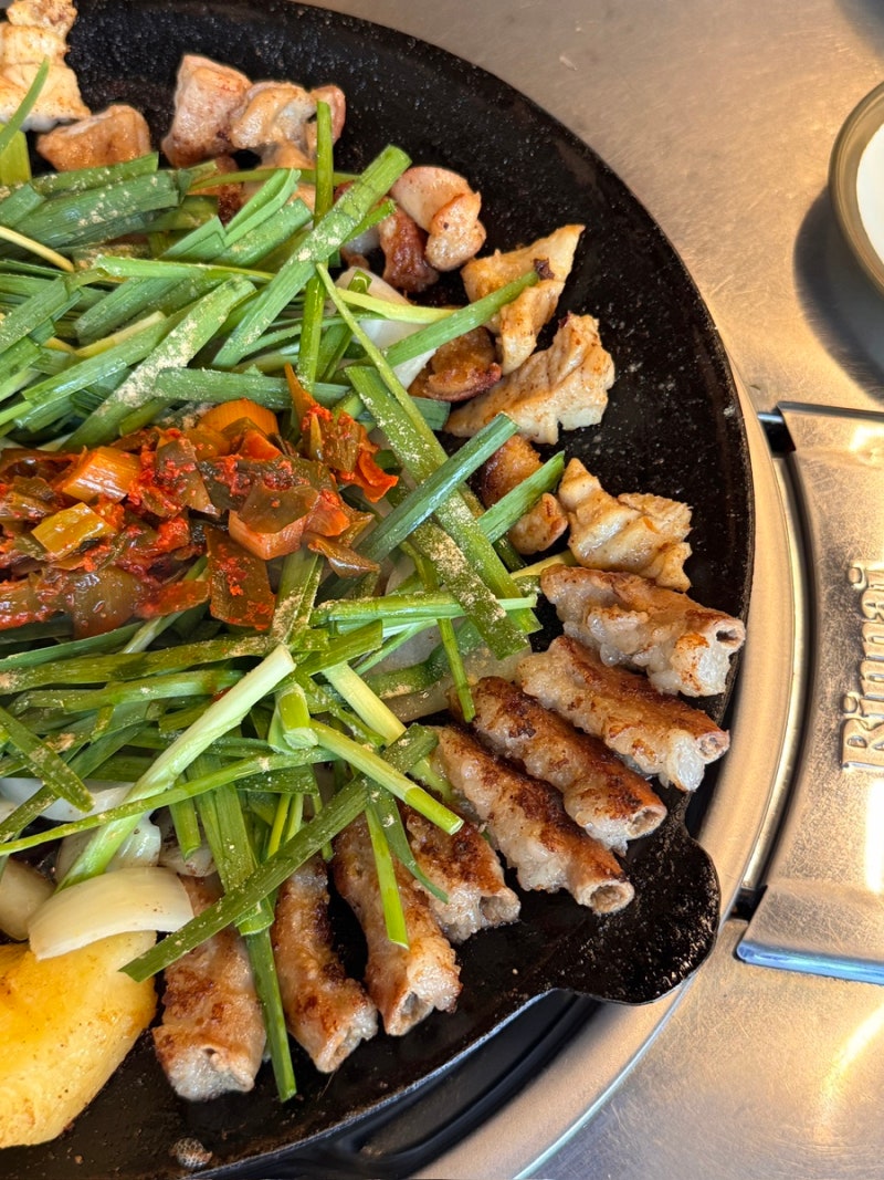 제주공항 근처 맛집 : 고소한 곱이 가득한 "제주곱"