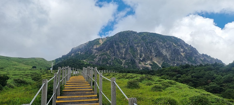 윗세오름 사진 1