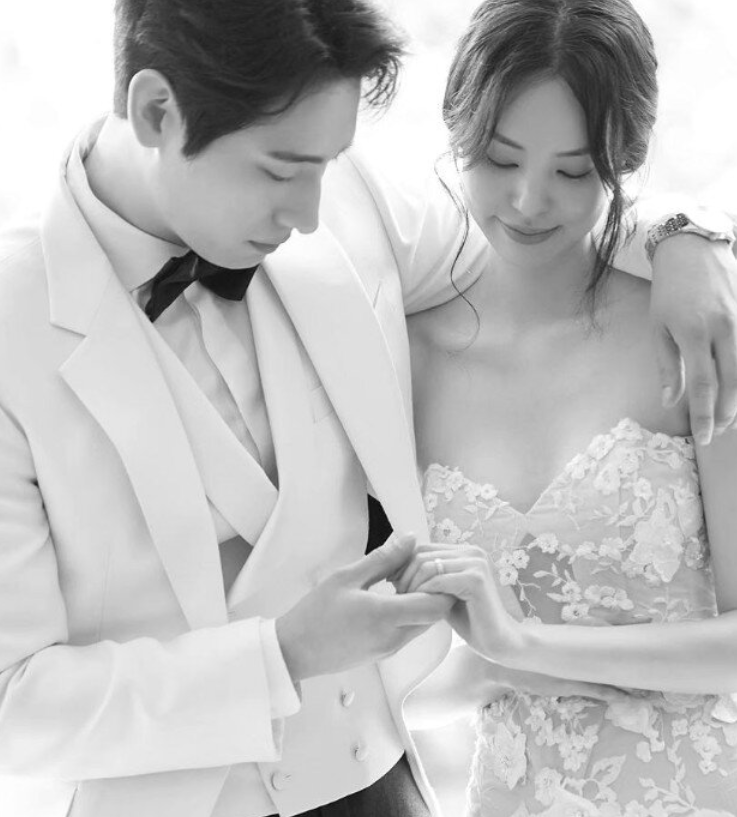 만난 지 24시간 만에 첫 키스… 6년 비밀 연애 끝에 결혼한 윤박·김수빈