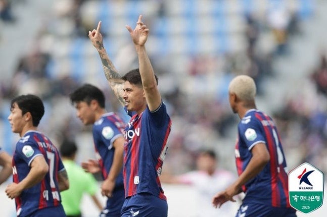 [루머] 광주FC, 마지막 방점으로 수원FC 윌리안 선택...6년만에 친정팀으로