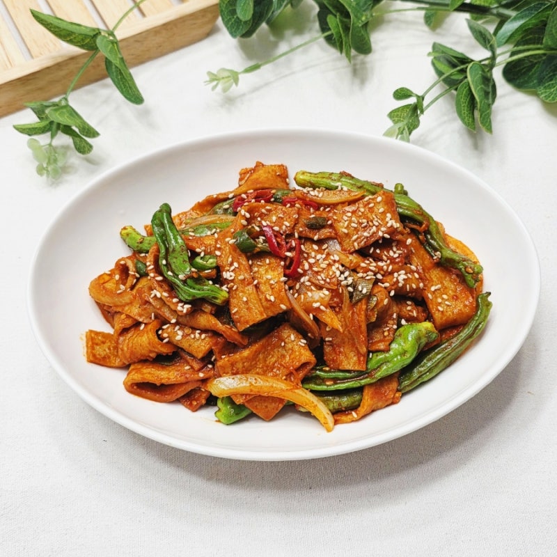 도시락 반찬 고민 끝! 꽈리고추 어묵볶음 만드는 법
