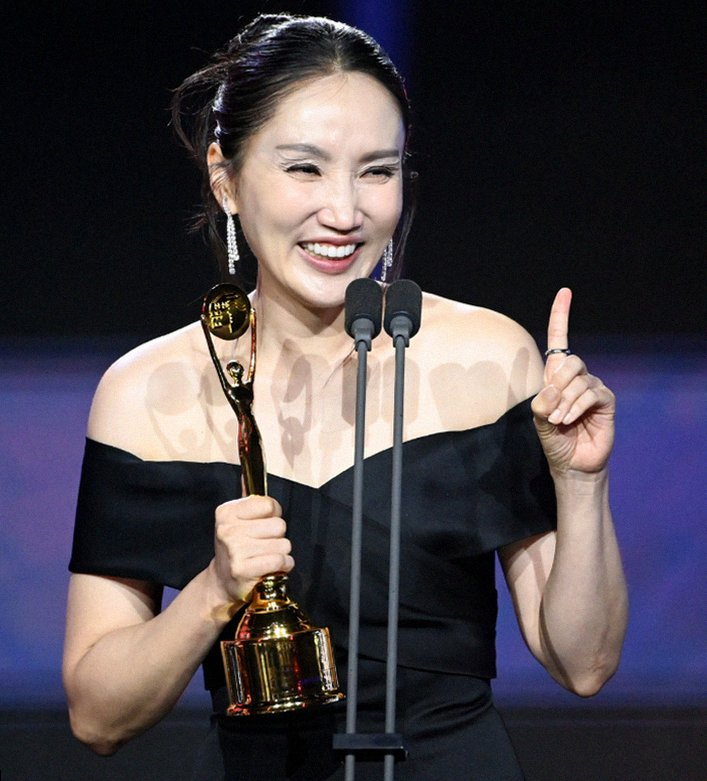 청룡시리즈어워즈 박보경 여우조연상 수상 진선규 오열 감동의 소감 정리