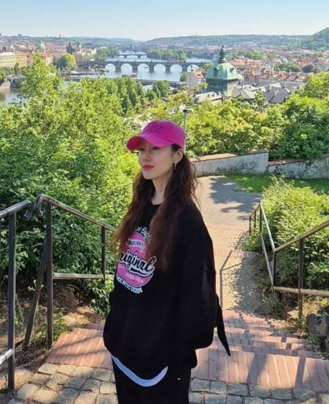 (보또보) 청순 가련 김지수, 53세에 여행사 대표 변신…프라하에서 찾은 새로운 인생 2막