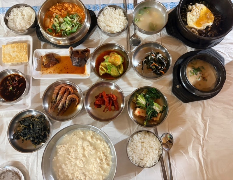 대청마루 속초 아침식사 맛집 국내산 콩 사용하는 초당순두부집