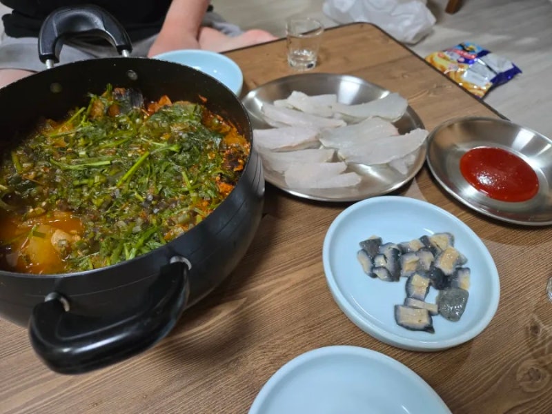쏨뱅이회, 해삼, 매운탕, 일단 해봄