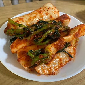 간단하지만 정말 맛있는 알타리 김치 레시피 (총각김치 만드는 법)