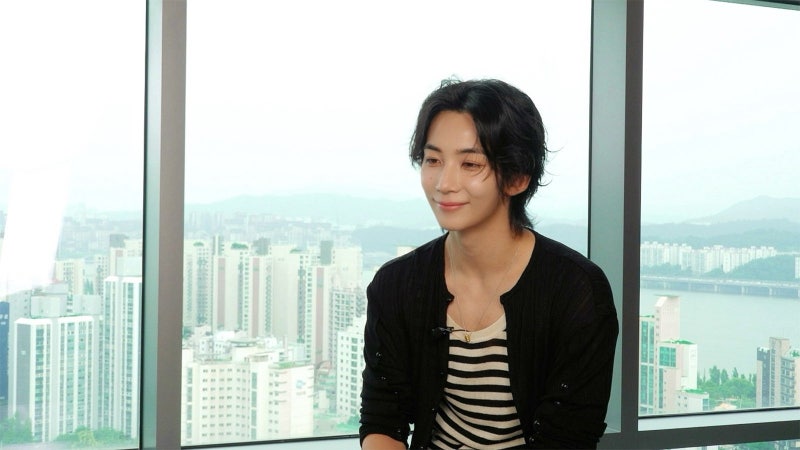 SEVENTEEN Jeonghan's Japan Activities: JxJ Unit, ELLE Cover, and Bansanka Cover