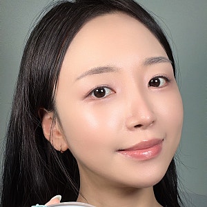 올리브영 신상 쿠션 찾는다면? 웨이크메이크 스킨 퍼펙팅 커버 쿠션 솔직후기 ⭐