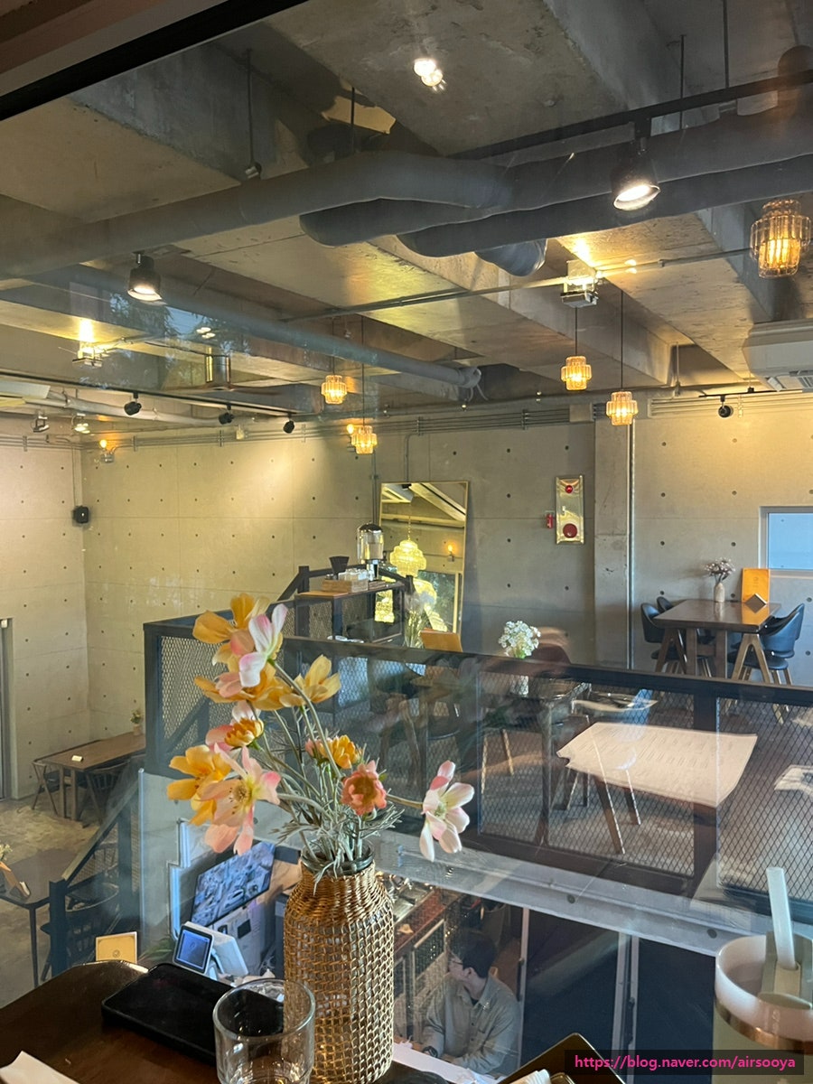 디뷰 사진 6