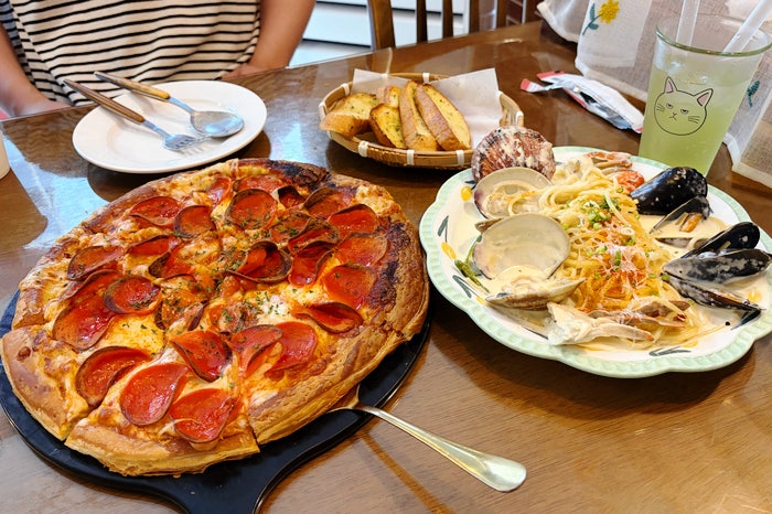 [여수 애견동반 맛집 추천] 현지인이 많이 찾는 여수 골목길식탁 l 브런치 즐기기 좋은 파스....